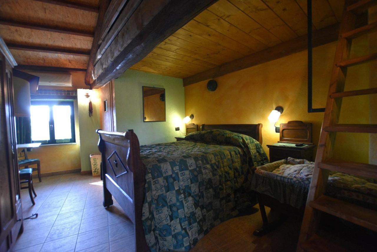B&B Edera Castagnole Piemonte Екстер'єр фото